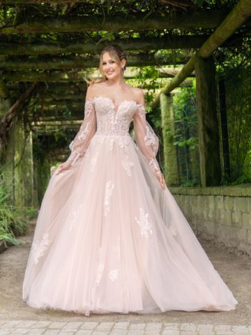 10098 Amelie Brautkleid bei VeRina Brautmoden in Hille Rothenuffeln Tüllkleid Tüllrock ivory rose Puffärmel Knopfleiste tiefer Ausschnitt